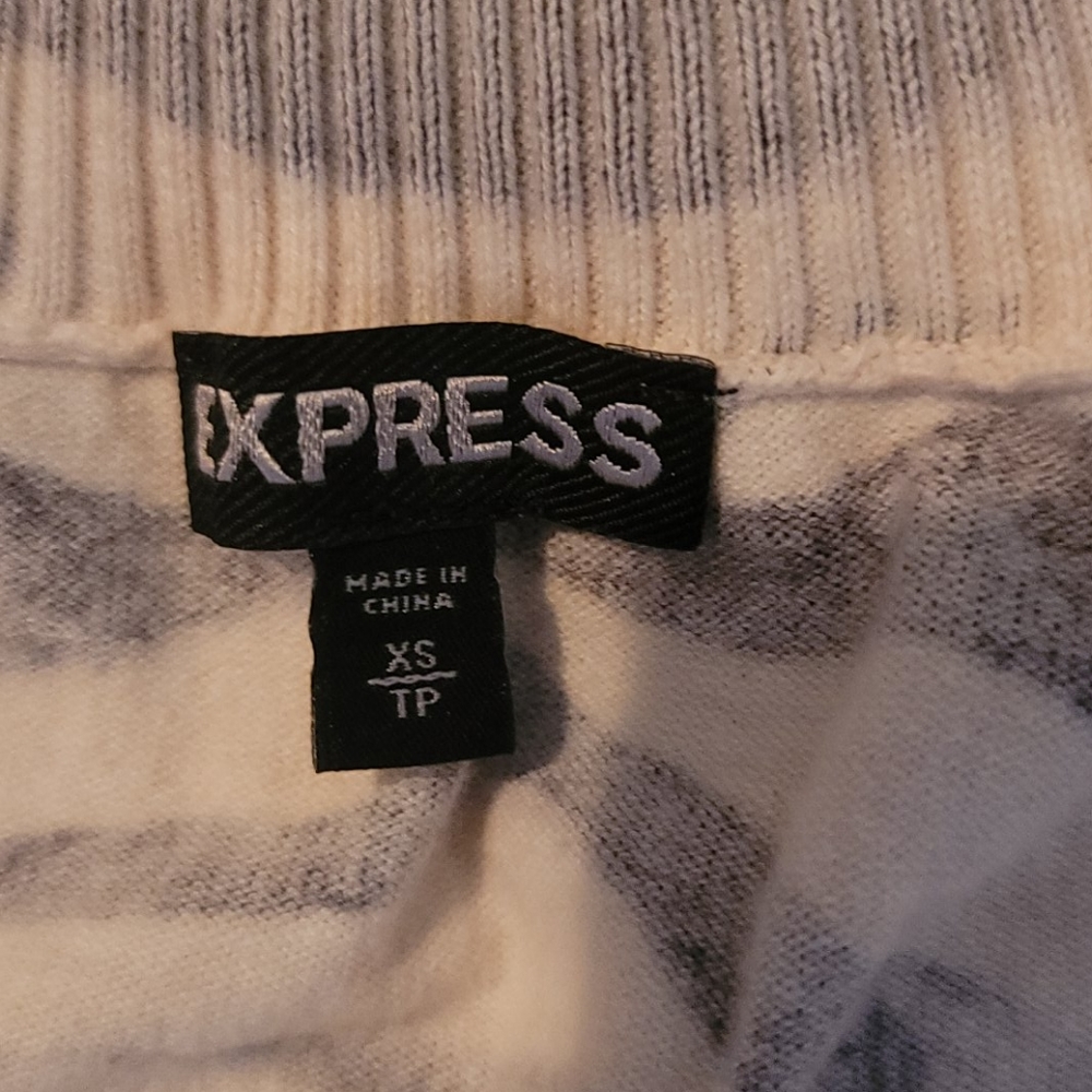 Express sweater - Picture 2 of 4